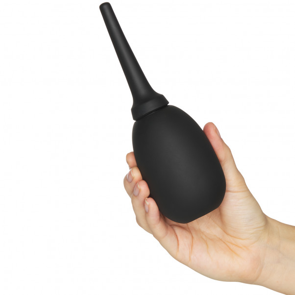 Sinful Soft Comfort Poire à Lavement Image du produit avec des mains 50