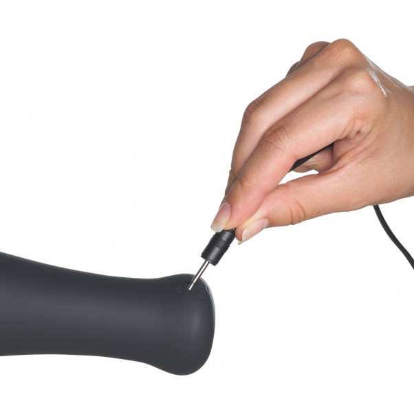 Sinful Deluxe Vibromasseur pour Pénis Rechargeable Image du produit avec des mains 51