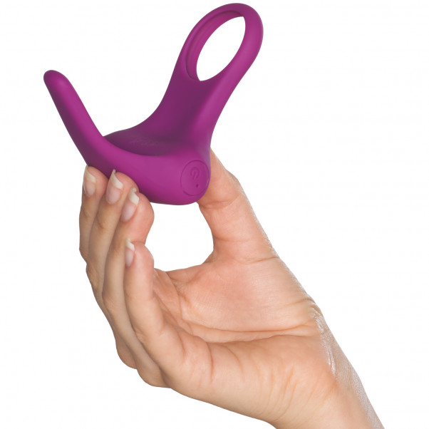 BeauMents Joyride Anneau Pénien Image du produit avec des mains 50