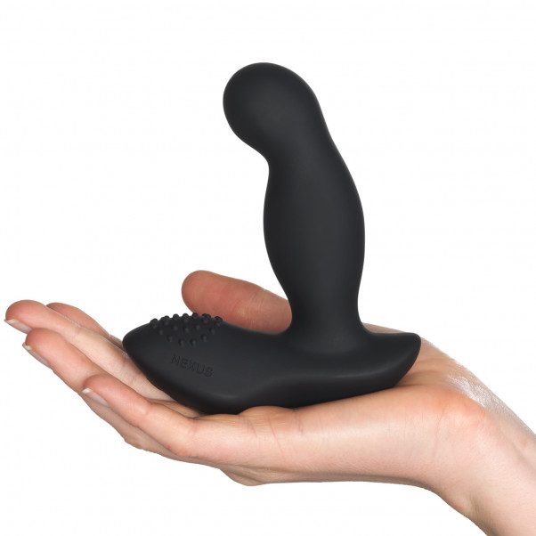 Nexus Boost Masseur de Prostate Gonflable Image du produit avec des mains 50