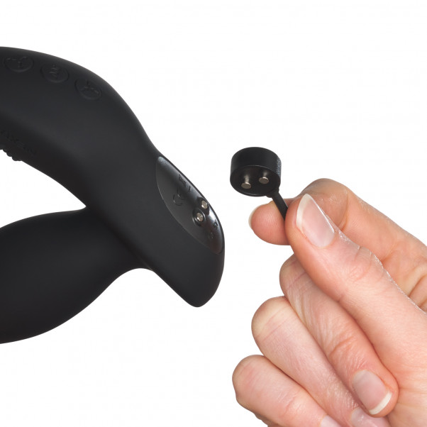 Nexus Boost Masseur de Prostate Gonflable Image du produit avec des mains 52