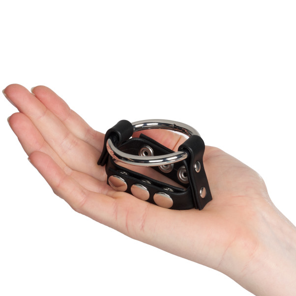 Blue Line C&B Gear Anneau Masculin En Métal Avec Sangle Réglable Image du produit avec des mains 50