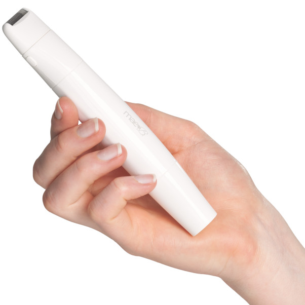 Mae B. Rasoir Tout-en-un Image du produit avec des mains 50