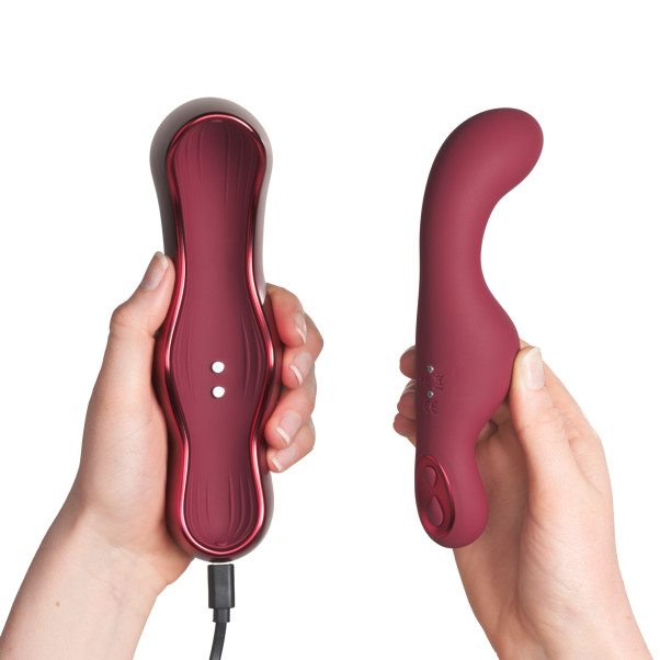 Rocks Off Ruby Glow Blush Vibromasseur Télécommandé Image du produit avec des mains 51