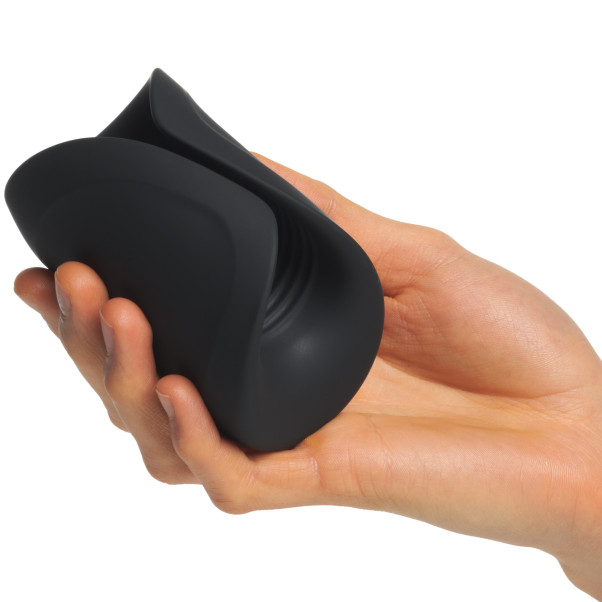 Sinful Sonic Pulse Vibromasseur pour Pénis Image du produit avec des mains 50