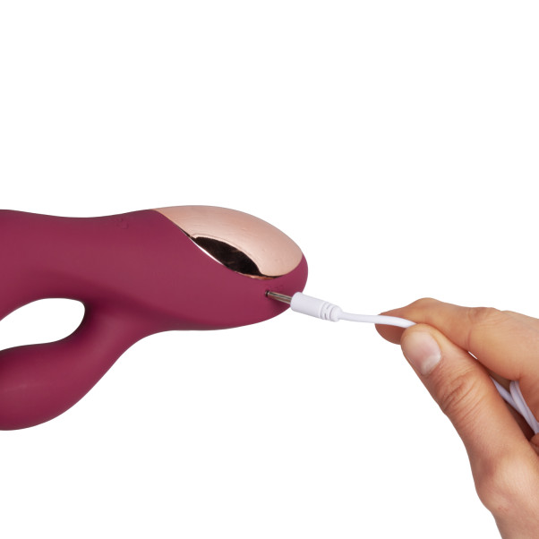 Sinful Extreme Bordeaux Vibromasseur Rabbit Puissant Image du produit avec des mains 51