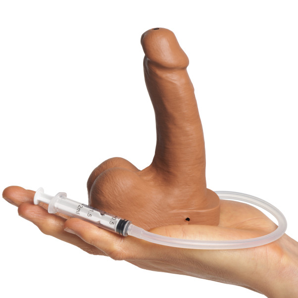 Tantus Pop'N Play Packer Éjaculateur Image du produit avec des mains 50