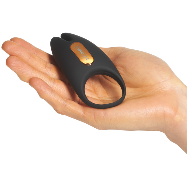 Svakom Winni 2 Anneau Pénien Télécommandé Image du produit avec des mains 50