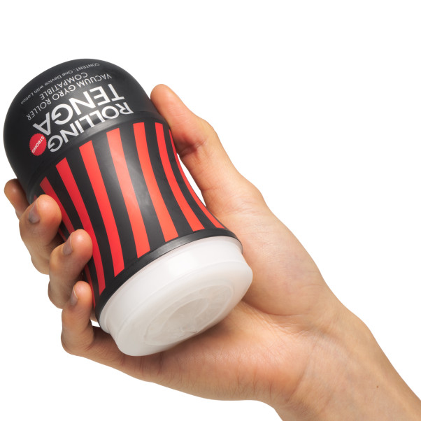 TENGA Rolling Gyro Strong Vacuum Cup Masturbateur Image du produit avec des mains 50