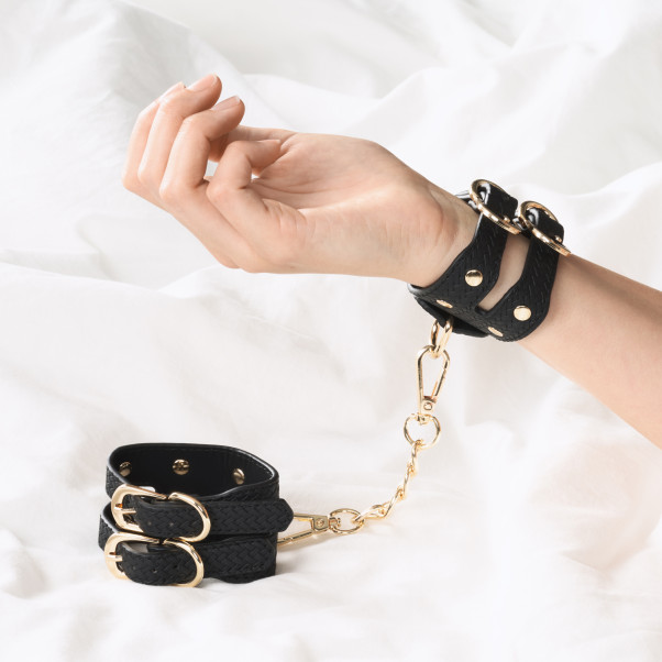 Sinful Ensemble de Bondage Kinky Tressé Image du produit avec des mains 51