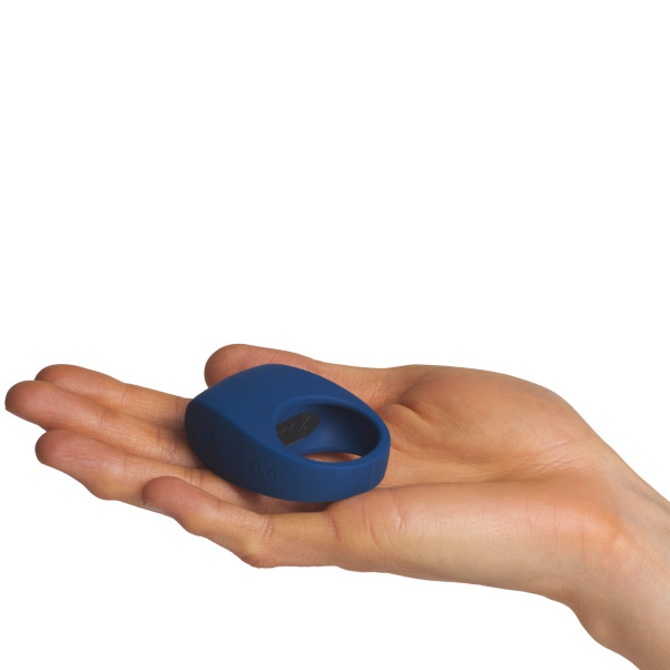 LELO Tor 3 Anneau Vibrant pour Couples Image du produit avec des mains 50
