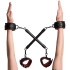 Sportsheets Saffron Ensemble Hogtie and Menottes de Bondage Image du produit avec des mains 50