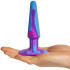 A-play Groovy Berry Plug Anal 12,8 cm Image du produit avec des mains 50