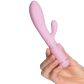 baseks Curve Mini Vibromasseur Rabbit Image du produit avec des mains 50
